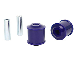 SuperPro přední vzpěra tlumiče k podvozku Nissan (80 duro/ShA)