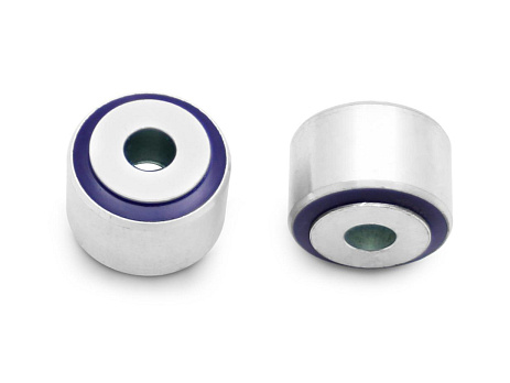 SuperPro TOYOTA 200 přední spodní sada tlumiče (80 duro/ShA)