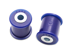 SuperPro HOLDEN zadní spodní řídicí rameno (80 duro/ShA)