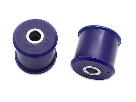 SuperPro Mitsubishi – silentblok spodního/vlečného/řídicího ramene přední (80 duro/ShA)