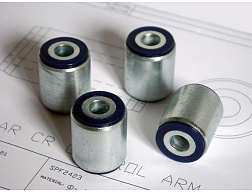 SuperPro pravý horní nebo spodní silentblok řídicího ramene (80 duro/ShA)