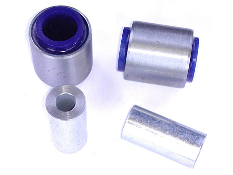 SuperPro NISSAN sada silentbloků zadního vlečného ramene (80 duro/ShA)