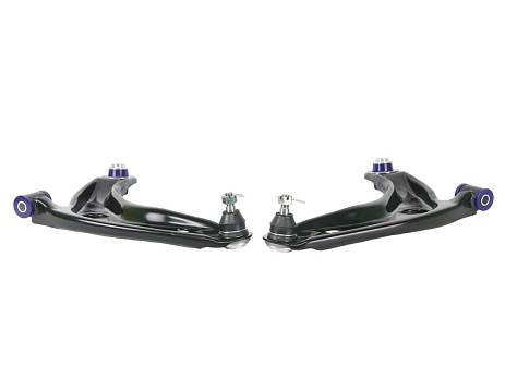 SuperPro sada předních spodních ramen Toyota Prius C/Yaris (80 duro/ShA)