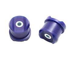 SuperPro zadní spodní přední silentblok vlečného ramene (80 duro/ShA)