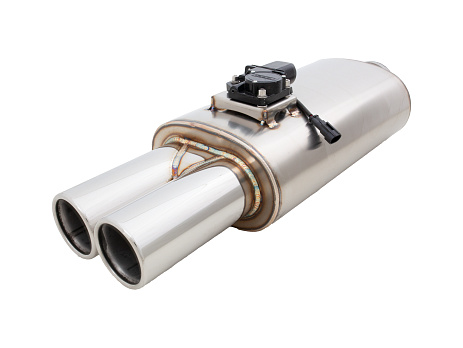 Xforce Oválné tělo 5.5" x 9.5" x 15" (13,97cm x 24,13cm x 38,1cm) středový vstup/dvojitý výstup 2.5" příruba, 3" dvojitá dvojitá koncovka