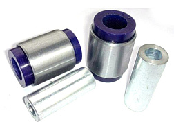 SuperPro sada vnějších silentbloků předního spodního řídicího ramene (80 duro/ShA)