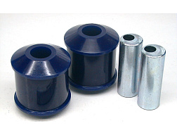 SuperPro přední vzpěra k podvozku, nastavení odklonu (80 duro/ShA)