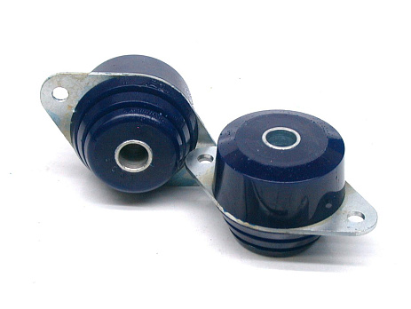 SuperPro zadní silentblok uložení diferenciálu (80 duro/ShA)