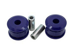 SuperPro sada předních silentbloků vlečného ramene (80 duro/ShA)
