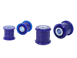 SuperPro přední uložení výztuhy torzní tyče (80 duro/ShA)