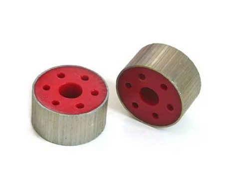 Pedders Uretanový zadní silentblok spodního ramene nápravy (2 ks)